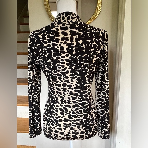 DKNY Long Sleeve Wrap Top - Picture 2 of 4